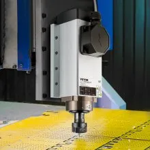 VEVOR Air Cooled Spindle Motor 2.2KW CNC Spindle Motor 220V Square Air Cooled Spindle Motor ER20 Collet 24000 RPM CNC Spindle 5A Spindle Motor 400 Hz for CNC Router Engraving Milling Grind Machine