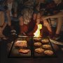 Grătar de gătit VEVOR pentru foc de tabără, 36 de inci, grătare pătrate pliabile, grătar de grătar rezistent X-Marks cu mâner portabil și oțel solid pentru petreceri și întâlniri la foc de tabără în aer liber
