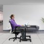 VEVOR Escritorio móvil para computadora portátil, de 30 a 43,3 pulgadas, carrito rodante de altura ajustable con elevador de resorte de gas, ruedas giratorias y gancho, mesa para computadora de oficina en casa para estar de pie o sentado, negro