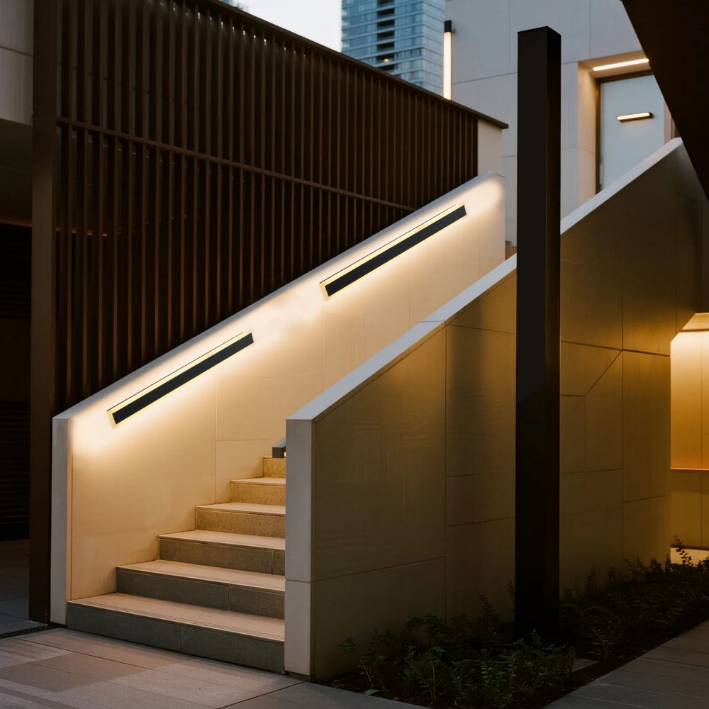 VEVOR Outdoor Wall Lights, 2 Pack, 800 mm Long Strip Modern Exterior Wall Sconce Light Fixtures, 3000K Warm White, IP65 Waterproof Anti-Rust Outside Wall Mount Lighting, for House, Porch, Garage
