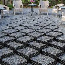 VEVOR Ground Grid 2-In Deep Geocell Grid 32.81x9.84FT / 10000x3000mm for Gravel