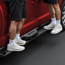 VEVOR Running Boards, 6 Inches Side Steps Compatible with 2015-2025 Chevy Colorado/GMC Canyon Crew Cab, Black Carbon Steel Nerf Bars, 550 lbs Load Capacity, Non-Slip Hollow Surface Rustproof Coating