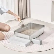 VEVOR 6 in Deep Cat Litter Box Odor-Free Litter Box with Filtering Foot Board