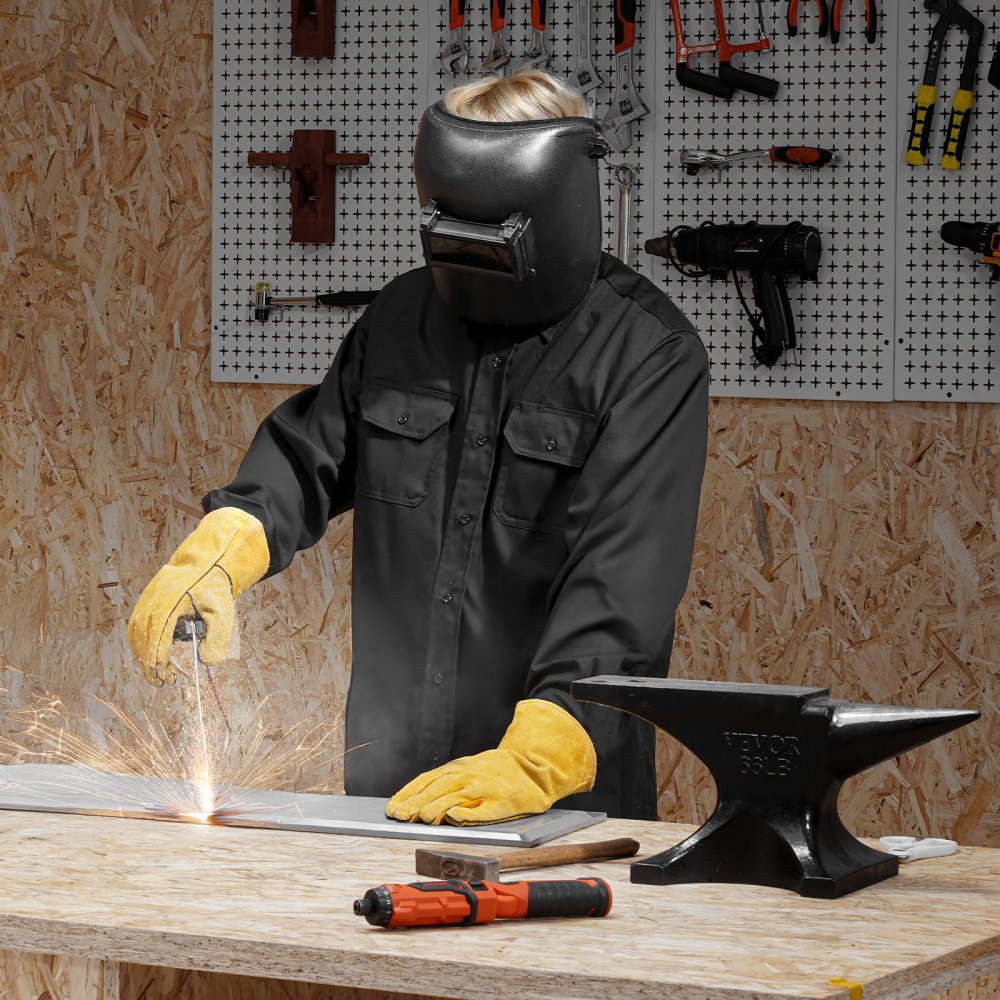 VEVOR Flame-Resistant Welding Jacket - XL Size, 7oz. FR Cotton Welding Jacket, Machine Washable Heat-Resistant Safety Jacket with Collar, Adjustable Cuffs & Pockets, Meet ATPV 9.2 Cal/cm² Arc Rating