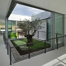 VEVOR Cable Railing Post Level Deck Stair Post 106.7 x 2.5 x 5 cm Cable Handrail Post Stainless Steel Brushed Finishing Deck Railing Pre-Drilled Pickets with Mounting Bracket LGZH106.72.55CQ93V0