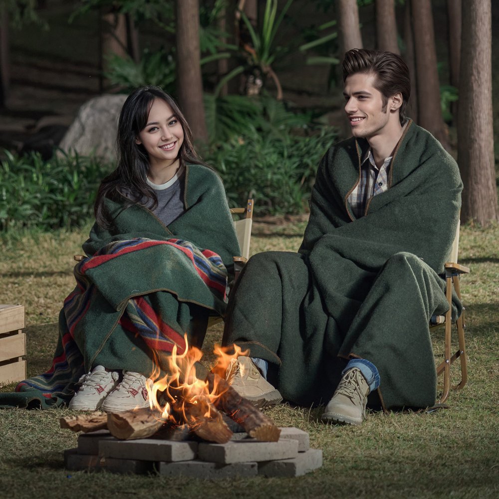 VEVOR Wool Camping Blanket, Large Warm Stadium Blanket, Waterproof & Windproof, Flame Retardant, Great for Outdoors, Picnics, Hiking, Sports Events, Travel, 64" x 88" (80% Wool), Army Green