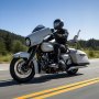Encosto para motocicleta VEVOR Sissy Bar, compatível com Harley-Davidson Dyna Street Glide Road Glide Road King, encosto de passageiro removível com 730 mm de altura, para motocicletas, preto