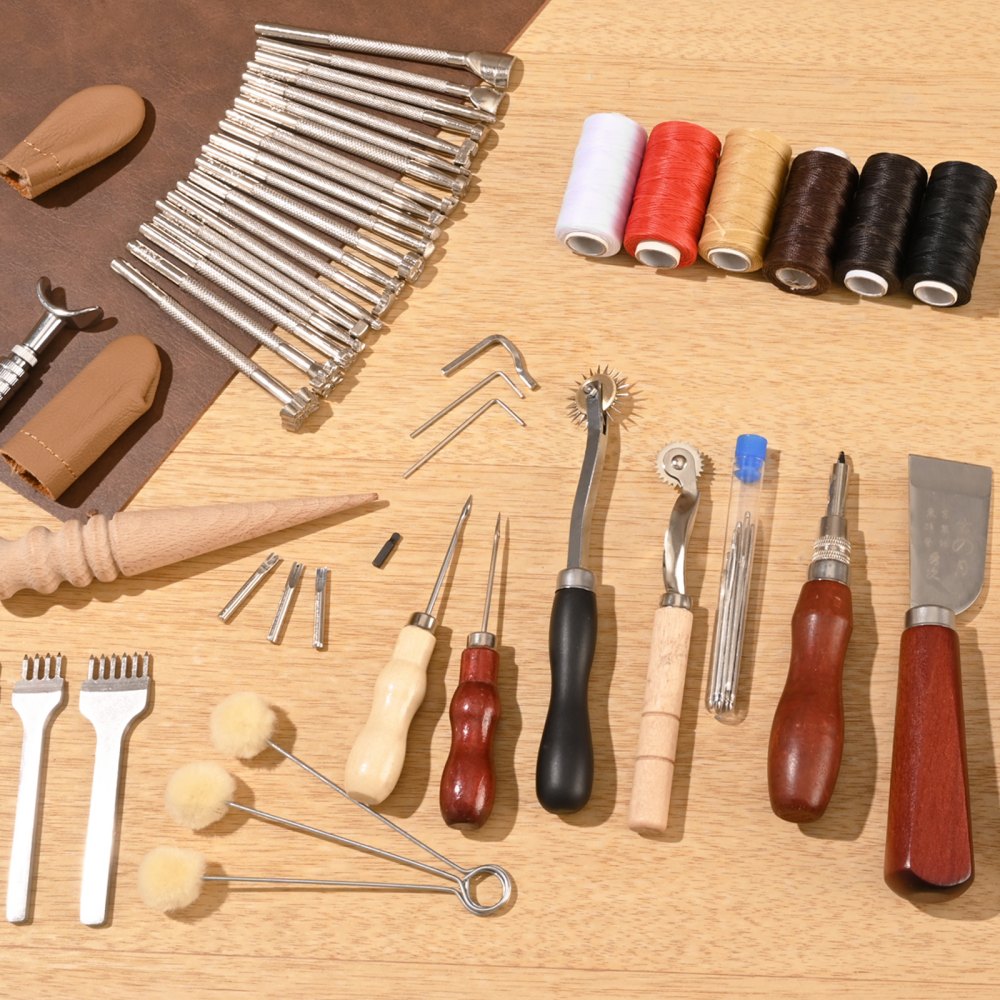 VEVOR Leather Working Tools Kit, 72 PCS Leather Craft Tools with Portable Leather Storage Bag, Engraving Punching Sewing Stamping Sanding Tools, Ideal for Beginners DIY Enthusiasts and Professionals