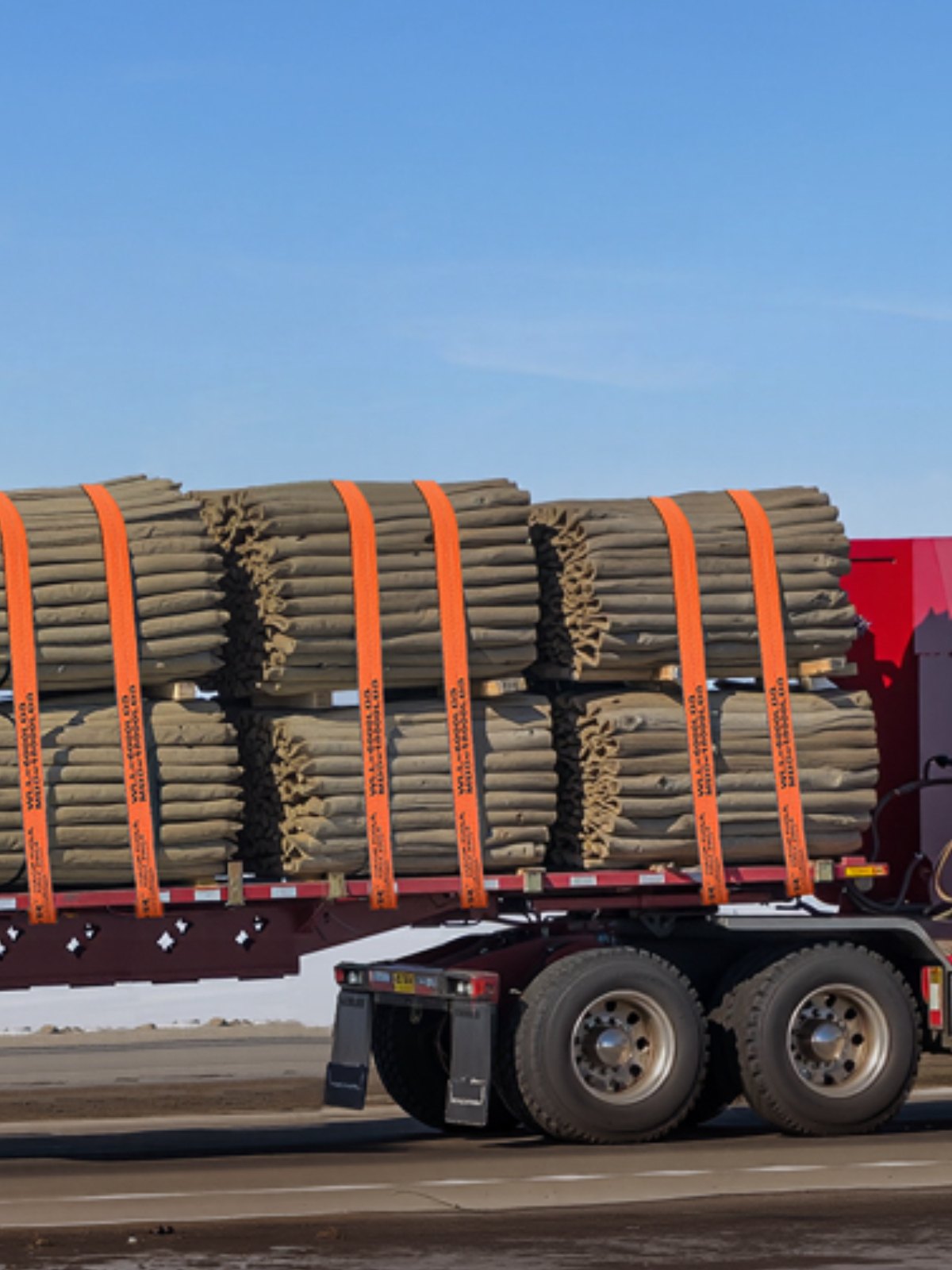 VEVOR Winch Straps, 10.16 cm x 914.4 cm Truck Straps with Flat Hook, 10 Pack Heavy Duty Trailer Straps with 8164.7 kg Break Strength, Cargo Tie-Down Straps, for Flatbeds, Trucks, Trailers & Farms