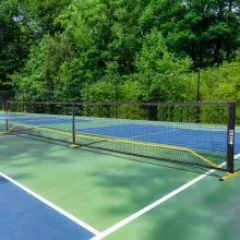VEVOR Portable Pickleball Net System, 22FT Regulation Size Net, Weather Resistant Steady Metal Frame & Strong PE Net, Outdoor Game Sports Net with Carrying Bag, Easy Setup, Play in Backyard Driveway