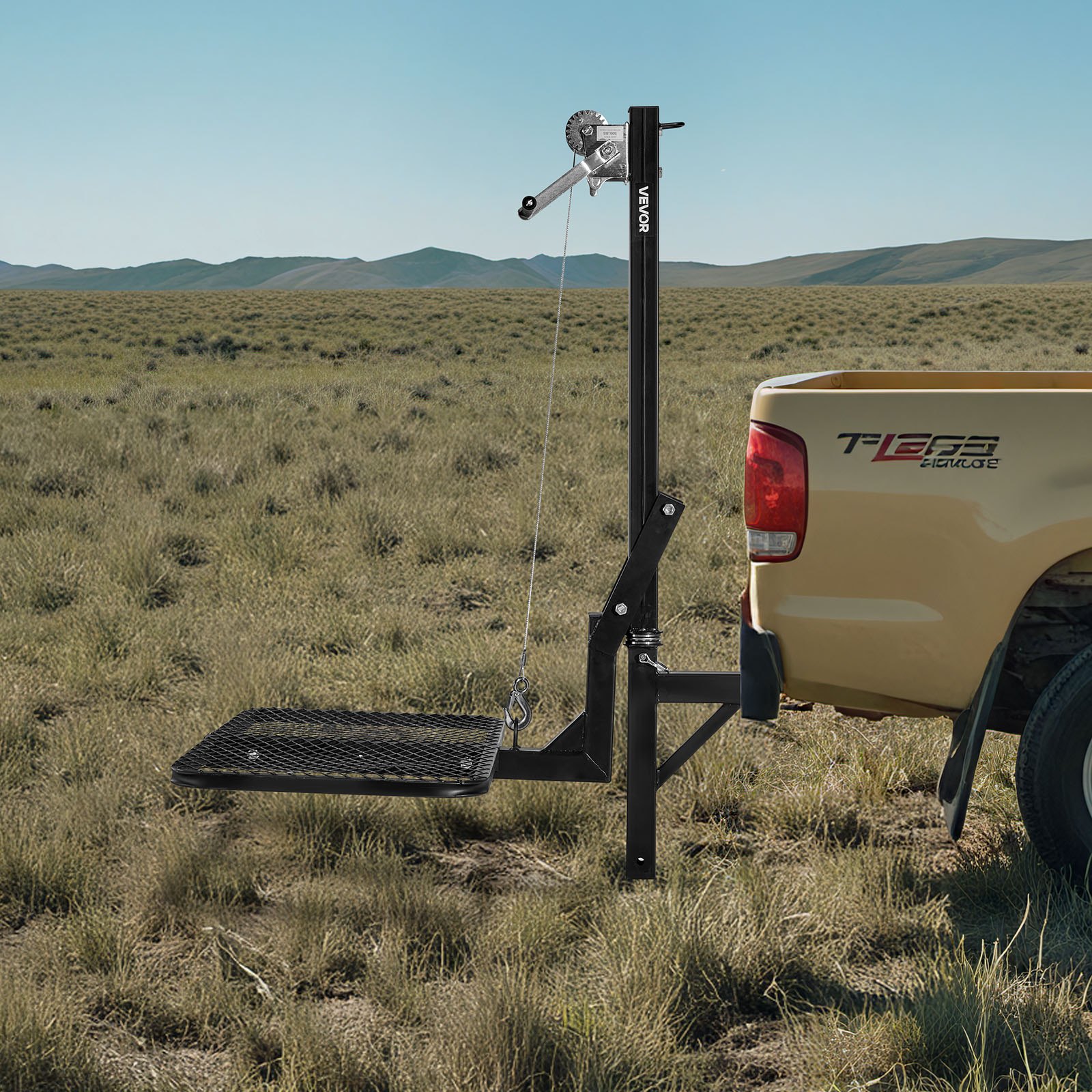 VEVOR Hitch Deer Hoist with Lifting System Platform, 300 lbs Load Capacity, Game Hoist Winch Lift with 2-inch Receiver, 360-Degree Swivel Shaft & Foldable, Hitch-Mounted Deer Hanger for Moving Game