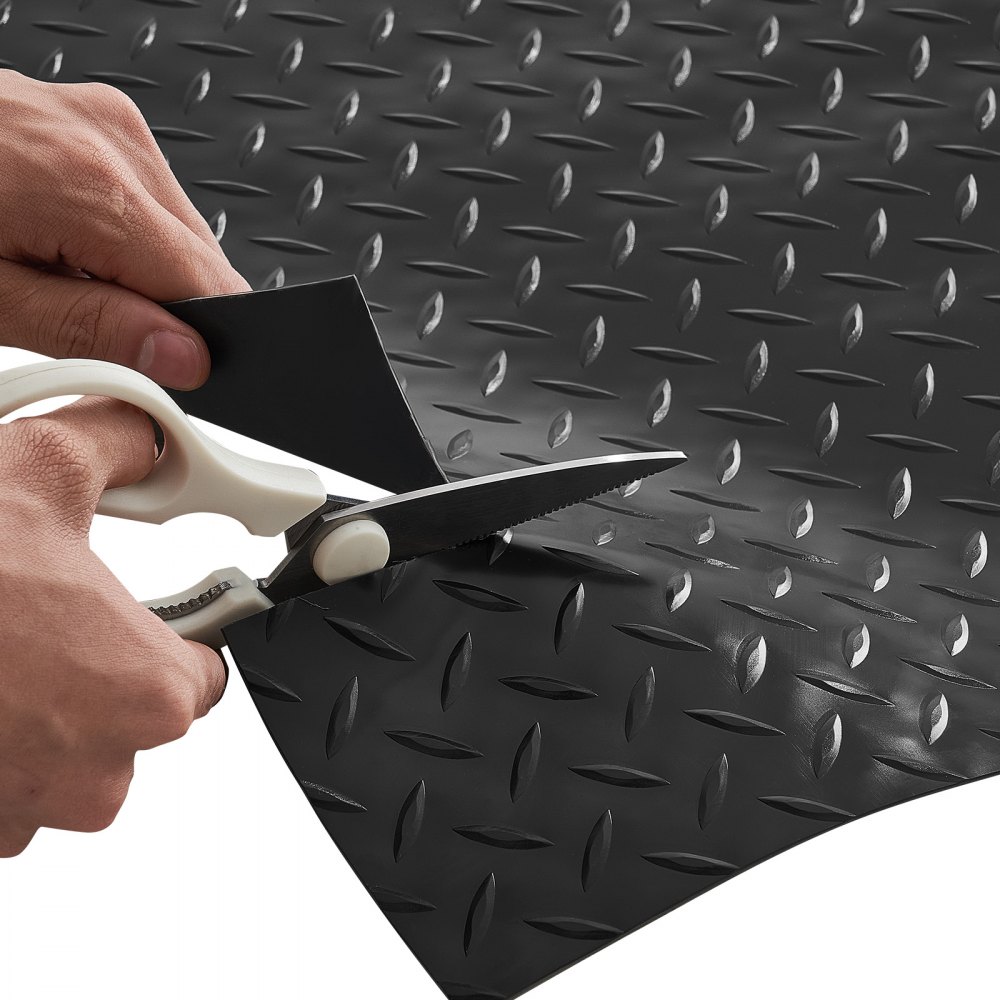 VEVOR Garage Floor Roll, 2.28 x 6.1 m Garage Flooring Mat, 2.2 mm Thickened PVC Diamond Plate Floor Protector Mat with Double-sided Tape, Non-Slip, Easy to Clean for Warehouse, Gyms, Trailer, Black
