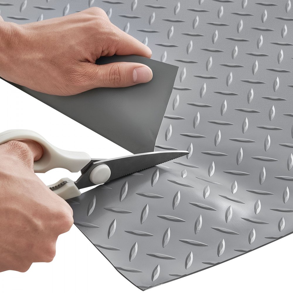 VEVOR Garage Floor Roll, 2.28 x 6.1 m Garage Flooring Mat, 2.2 mm Thickened PVC Diamond Plate Floor Protector Mat with Double-sided Tape, Non-Slip, Easy to Clean for Warehouse, Gyms, Silver Gray