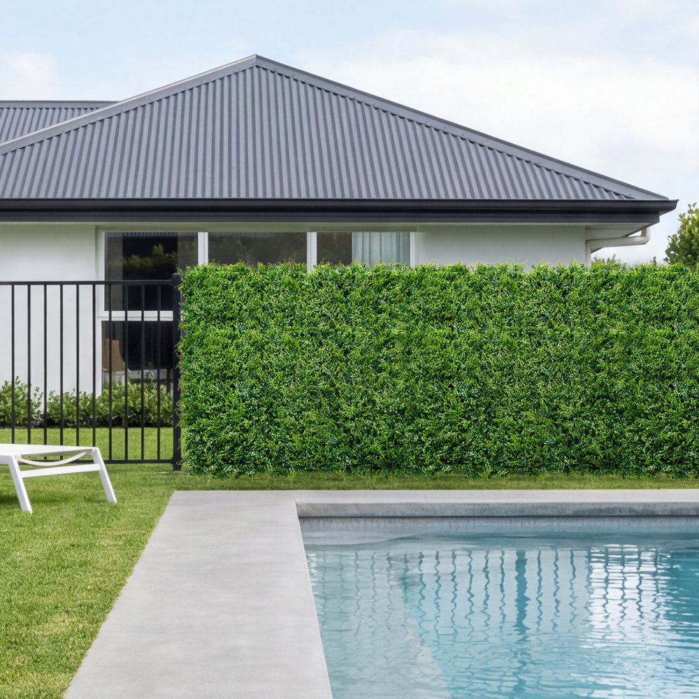 VEVOR Artificial Plant Wall, 12PCS 50.8 x 50.8 cm Artificial Boxwood Panels, Sun Protection Greenery Backdrop Privacy Hedge Fence, Fake Grass Screen for Wedding, Indoor, Outdoor Garden, Backyard