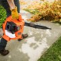 Suflantă de frunze pe benzină VEVOR, suflantă de frunze portabilă de 26 CC în 2 timpi cu rezervor de combustibil, suflantă 2 în 1 pe benzină, volum de aer de 425 CFM, viteză de 156 MPH, ideală pentru îngrijirea gazonului, curățarea frunzelor și îndepărtarea zăpezii