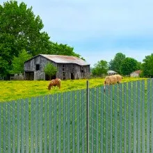VEVOR Chain Link Fence Privacy Slats Double-Wall with Wings for 4' High Fence