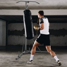 VEVOR 2-i-1-stativ för boxningssäck, kraftig träningsutrustning i stål, ställbar boxningssäcksstativ med justerbar höjd med uppdragningsstång, fristående sandsäcksställ, rymmer upp till 400 lbs, för hemmagym Fitness
