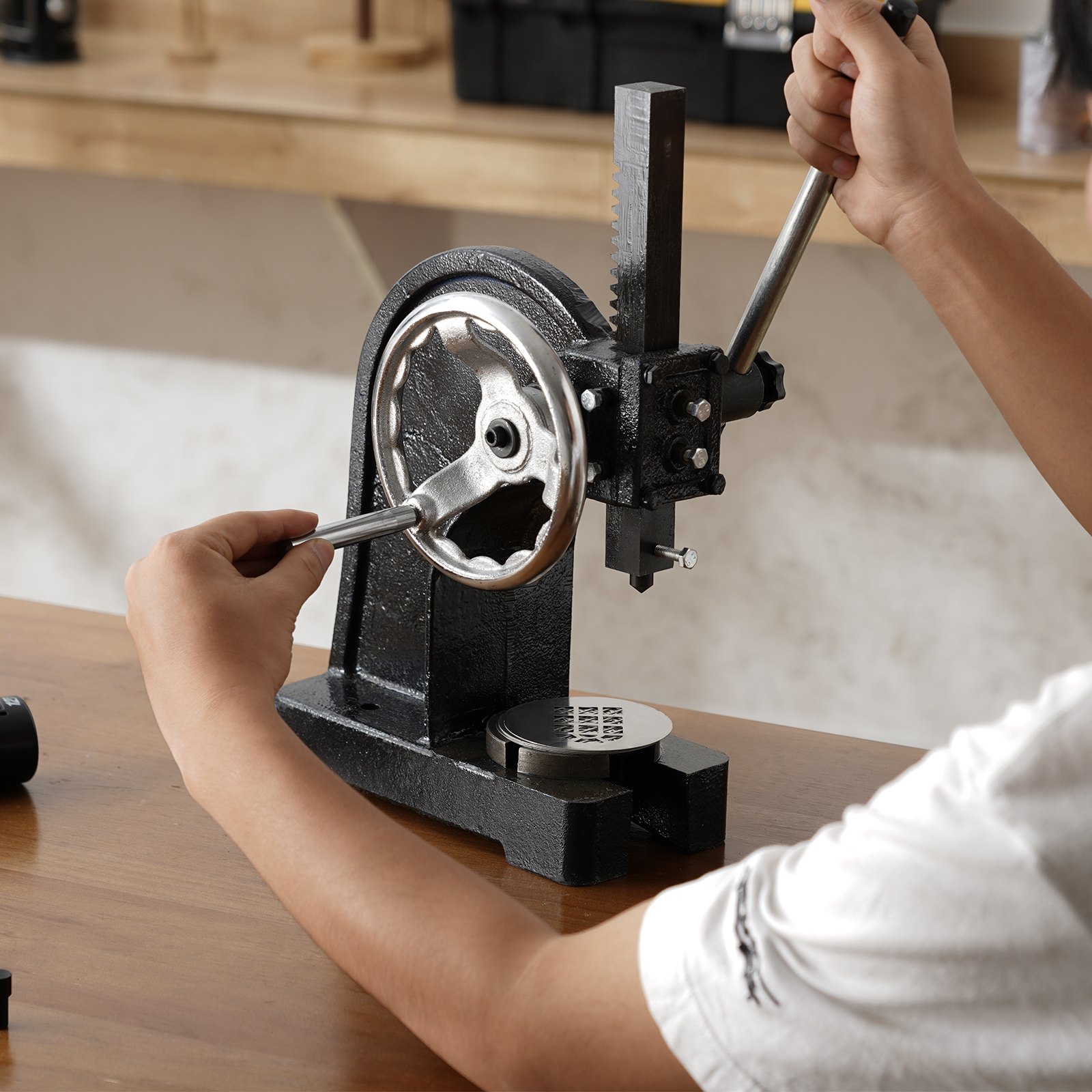 VEVOR Arbor Press, 1 Ton Manual with Handwheel, 5.9" Max Height, Durable Cast Iron Construction, Desktop Manual Press for Stamping, Bending, Stretching, Forming Tasks