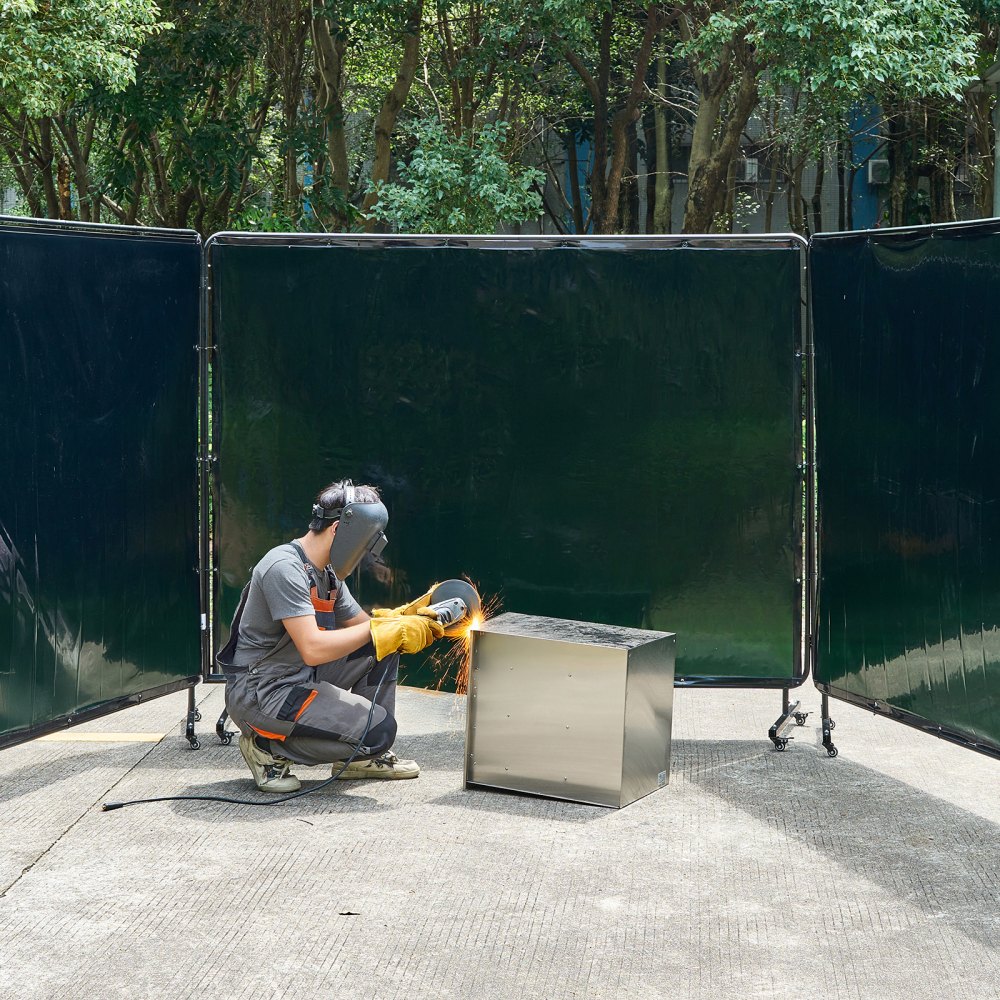 VEVOR Welding Screen with Frame, 3-Panel 1.74 x 2.34m Welding Curtain Screen, Flame-Resistant Vinyl Protection Screens with 12 Wheels & 6-Level UV Protection for Workshop/Industrial Use, Dark Green