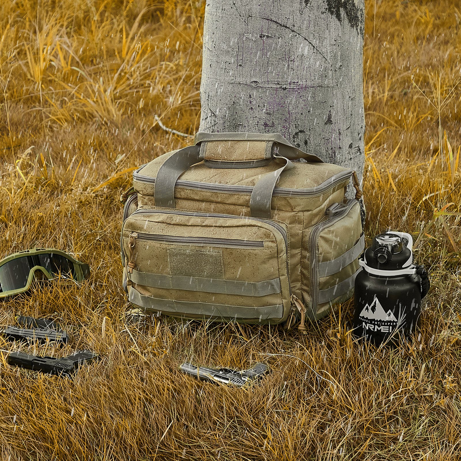 VEVOR Range Bag for 4 Pistols, Tactical Gun Range Bag with 3 Detachable Baffles & 6 Magazines, Firearm Shooting Handgun Bag for Outdoor Hunting Shooting Pistol Bag with Single Shoulder Strip, Brown