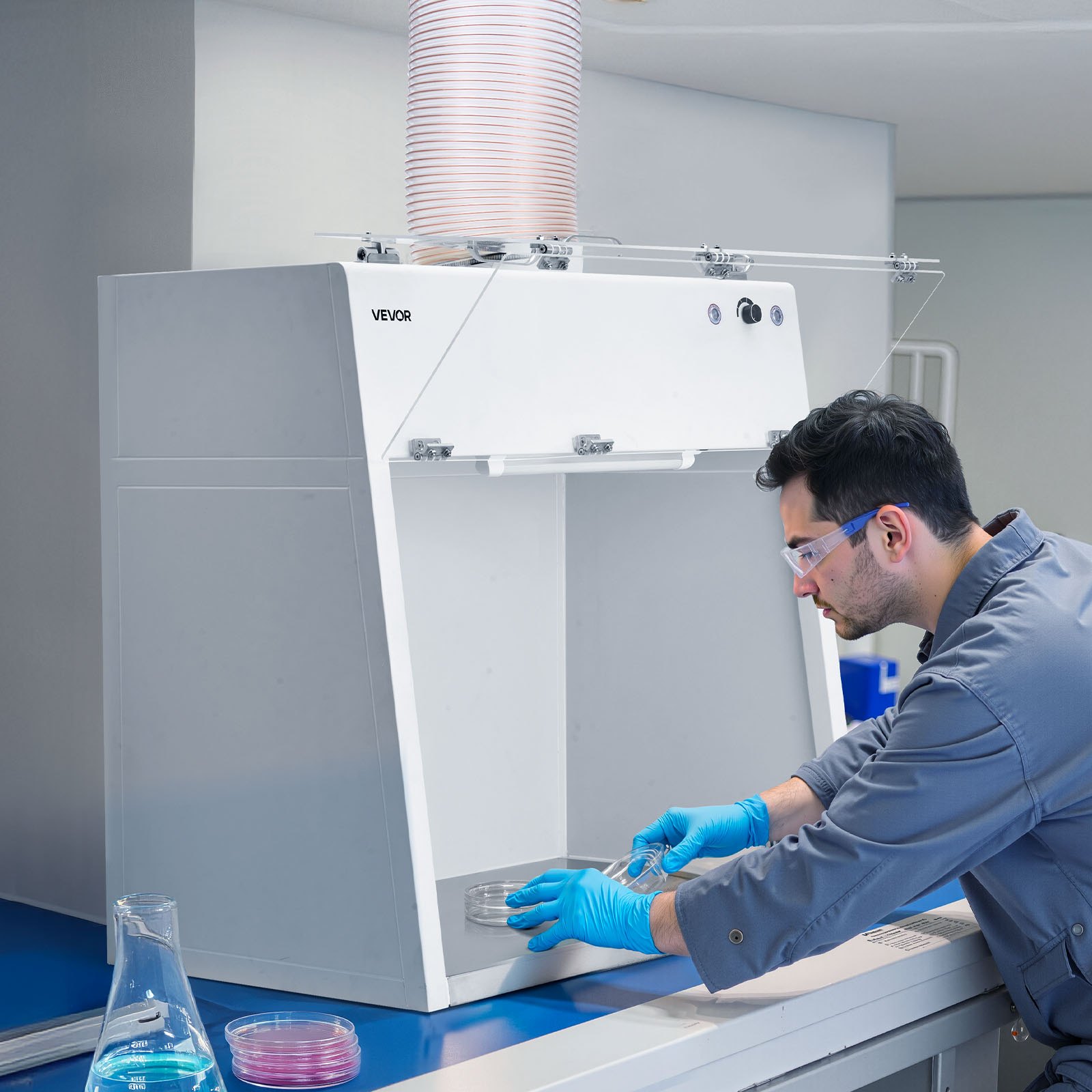 VEVOR Ducted Fume Hood, 23.62 x 31.69 x 27.56 inch Working Area, Lab Fume Hood with LED Light and G1 Pre-Filter, Exhaust Equipment for Laboratory Fume Control and Pharmaceutical Compounding, White