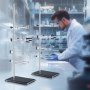 VEVOR lab stand in a modern laboratory, featuring adjustable clamps and rings for scientific experiments.