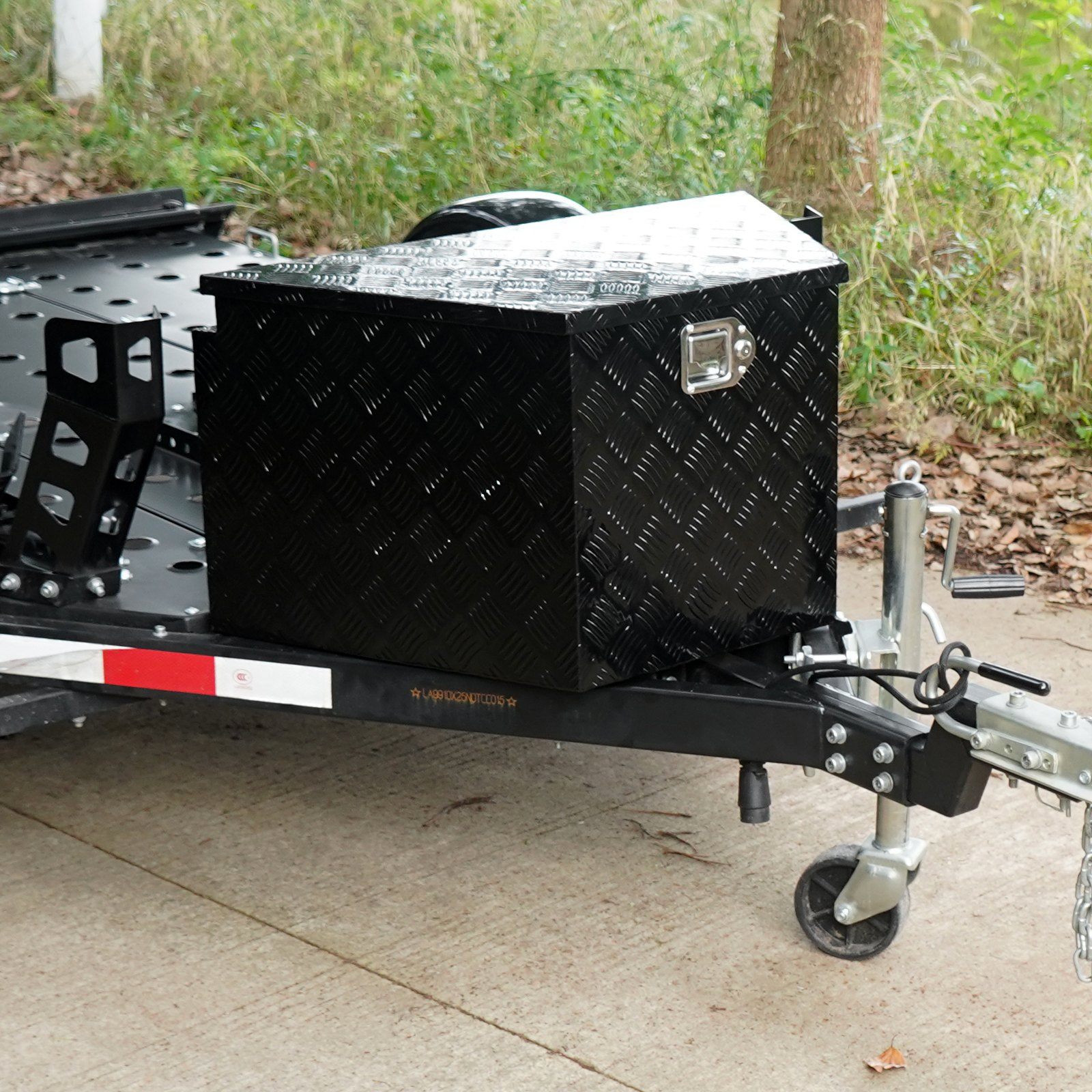 VEVOR Trailer Tongue Box, Aluminum Alloy Diamond Plate Tongue Box Tool Chest, Heavy Duty Trailer Box Storage with Lock and Keys, Utility Trailer Tongue Box for Pickup Truck, RV, Trailer