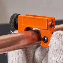 VEVOR 3PCS Tubing Cutter Set, 3/16"-2" O.D. Copper Pipe Cutter, 1/8"-7/8" O.D. Mini Tube Cutter and Deburring Tool, Heavy Duty Pipe Cutter Set for Copper, Aluminum, Stainless Steel, Plastic Pipes