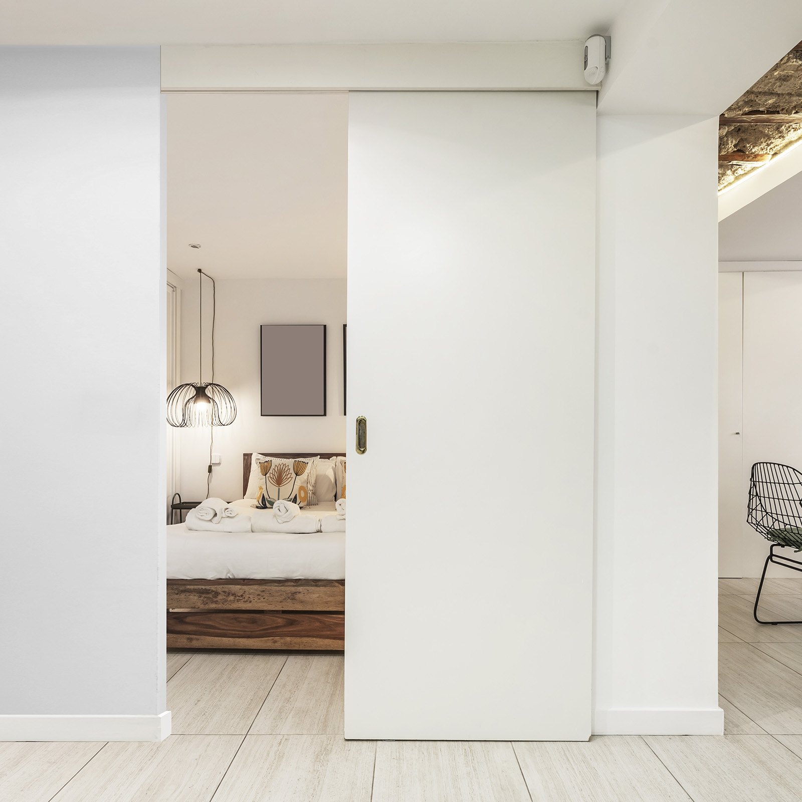 VEVOR Sliding Pocket Door Hardware Track Kit, 1.44m Heavy Duty Pocket Door Hardware Kit, Commercial Grade Pocket Door Hardware and Track Set for 61-76cm Wide Single Door, Smoothly and Easy to Install