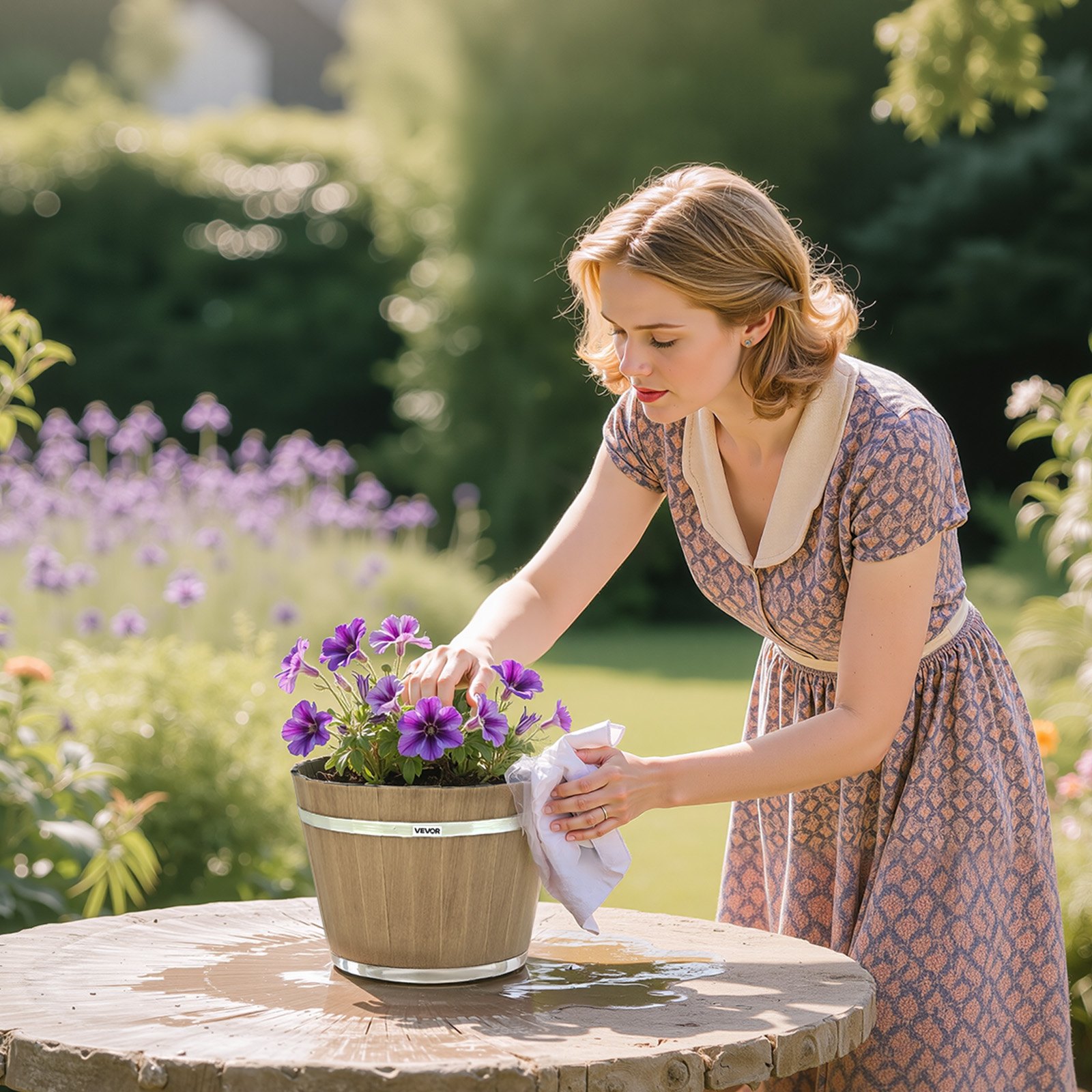 VEVOR Macetas, paquete de 4, de 30 cm, con forma de barril de whisky y orificios de drenaje, grandes macetas decorativas de plástico para exteriores, con diseño de imitación de barril de vino, para plantas de interior, exterior, jardín, hogar, color marrón