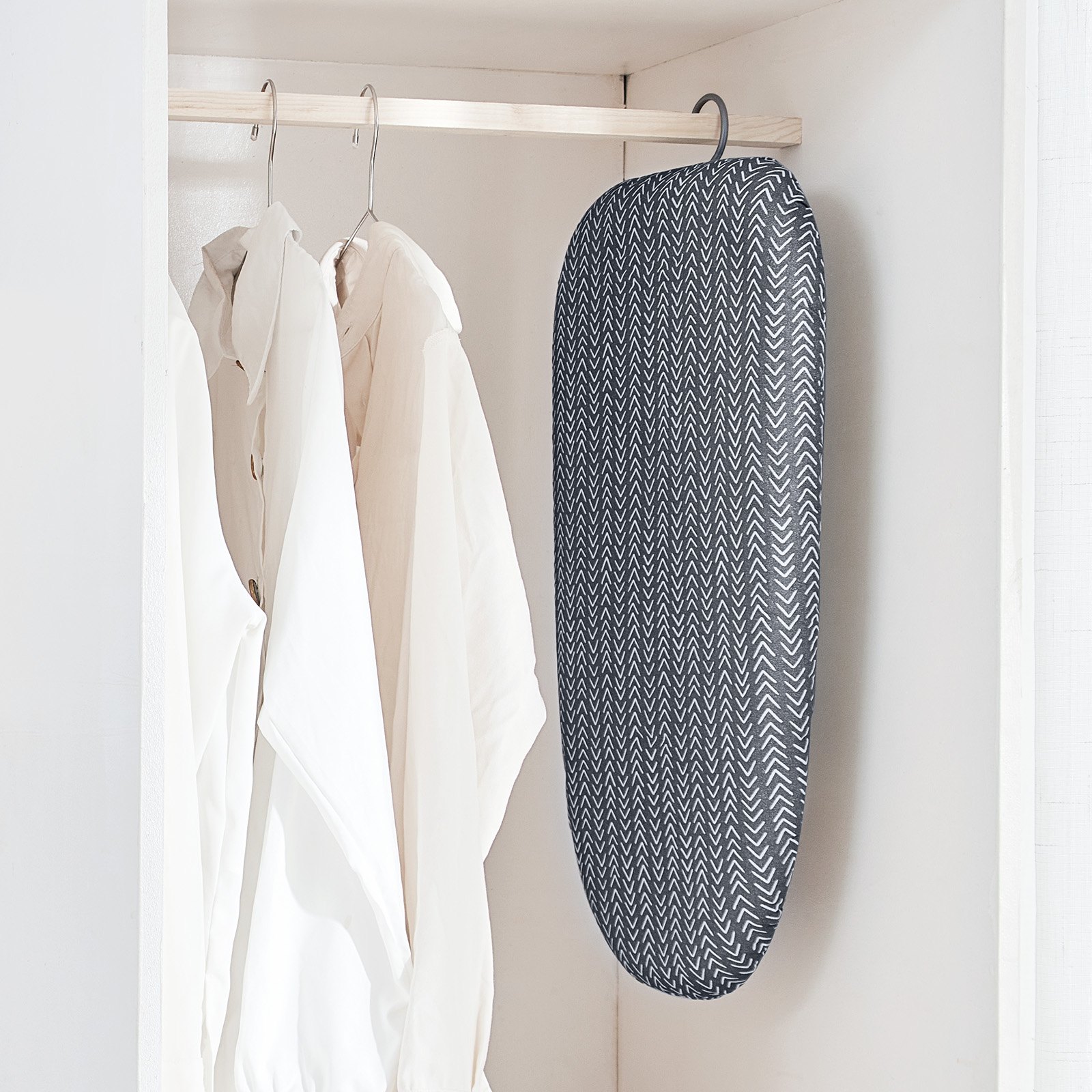 VEVOR Tabletop Ironing Board 23.4 x 14.4, Small Iron Board with Heat Resistant Cover and 100% Cotton Cover, Mini Ironing Board with 7mm Thickened Needle Cotton Layer for Small Spaces, Travel Use