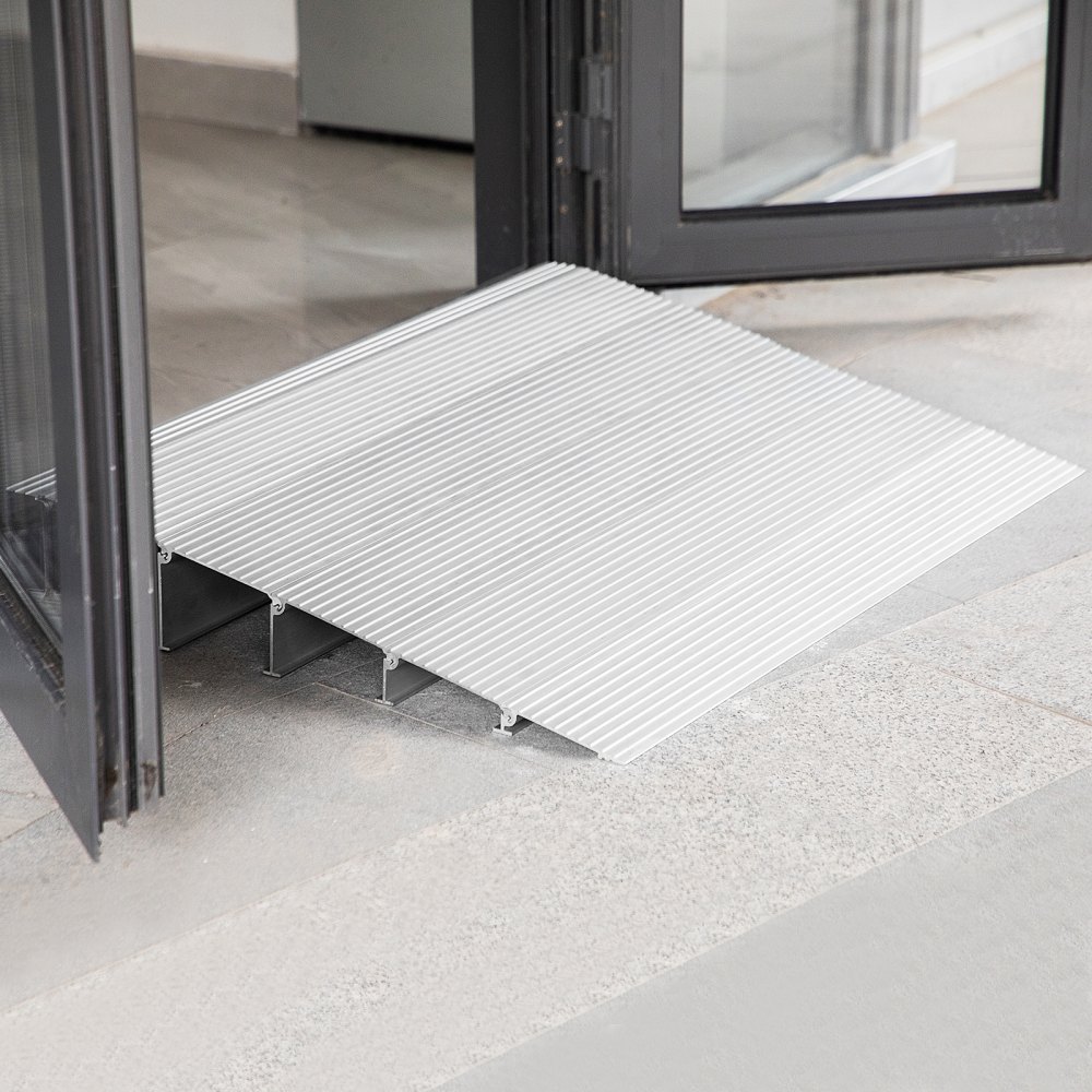 VEVOR Transitions Modular Entry Ramp, 5" Rise Door Threshold Ramp, Aluminum Threshold Ramp for Doorways Rated 800lbs Load Capacity, Adjustable Threshold Ramp for Wheelchair, Scooter, and Power Chair