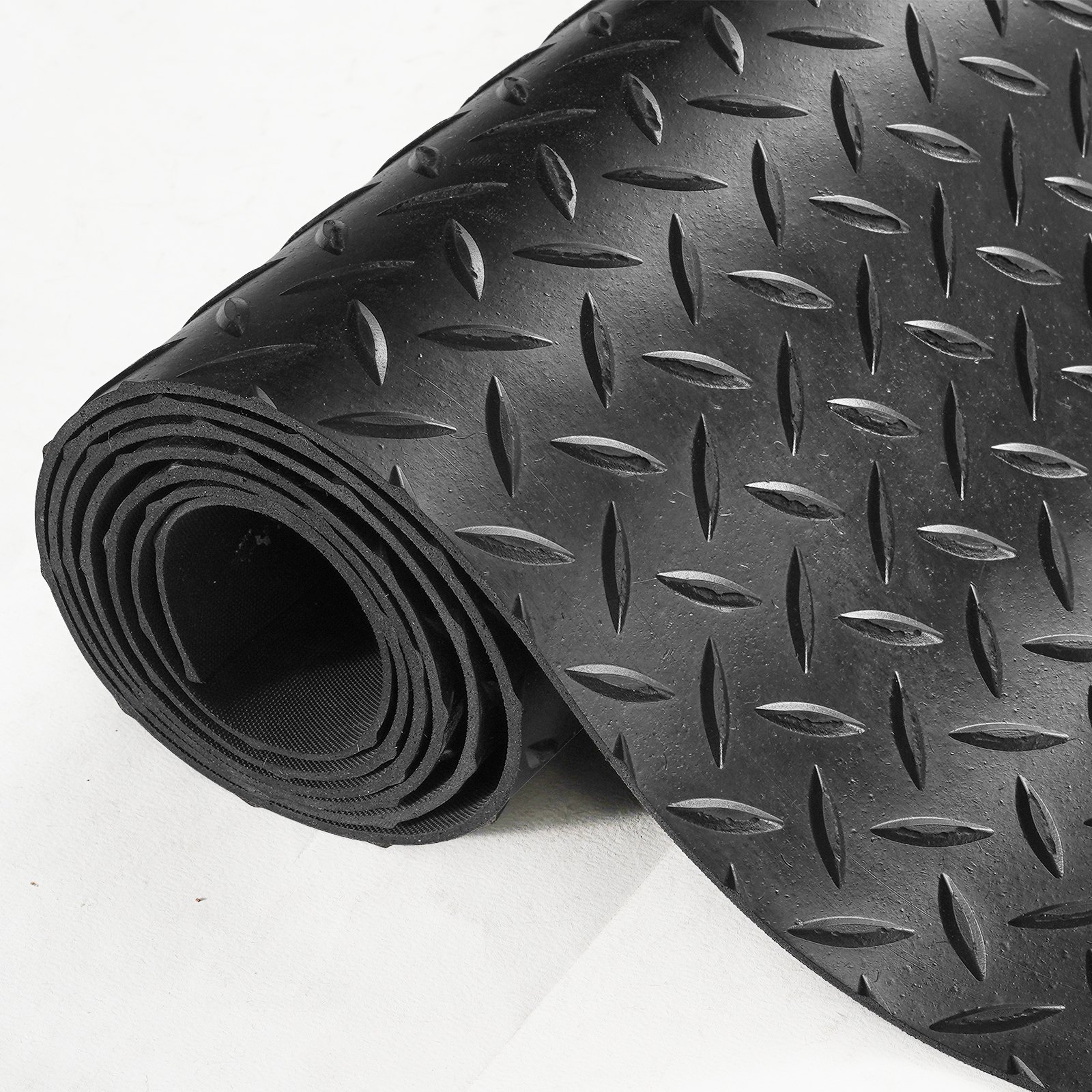 VEVOR Diamond-Plate Rubber Flooring Roll, 3 mm x 4 ft x 8 ft Garage Floor Mat, SBR Rubber Garage Flooring Roll, Easy to Clean, Diamond Plate Rubber Mat for Under Cars, Garage Industry Gym, Black