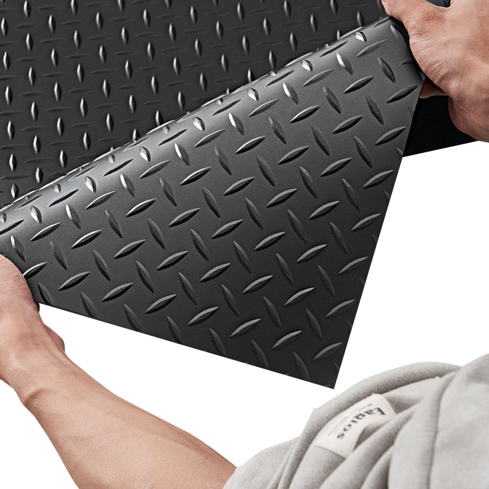 VEVOR Garage Floor Roll, 1.22 x 6.1 m Garage Flooring Mat, 3 mm Thickened Rubber Diamond Plate Floor Protector Mat, Non-Slip, Wear-resist, Waterproof, Easy to Clean for Warehouse, Gyms, Trailer, Black