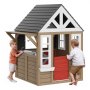 VEVOR Outdoor Wooden Playhouse Kids Garden Games Cottage com porta janela pia