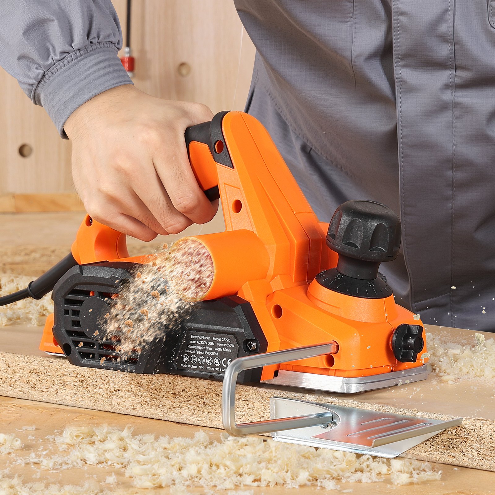 VEVOR Electric Hand Planer, 3-1/4-Inch Cut Width, 7-Amp 16800 RPM Corded Power Handheld Planer for Wood, with Adjustable Cut Depth, 2 Blades, for Woodworking Wood Chamfer DIY Smooth Finish Carpentry