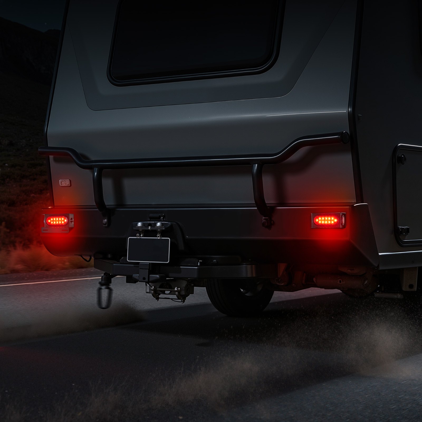 VEVOR Trailer Lights, LED Trailer Tail Lights Kit with Stop Brake Turn Tail Clearance (Side) Lamp, Left and Right Waterproof Dustproof Tow Lighting Kit for Boat Truck Camper RV Snowmobile Bus Caravan