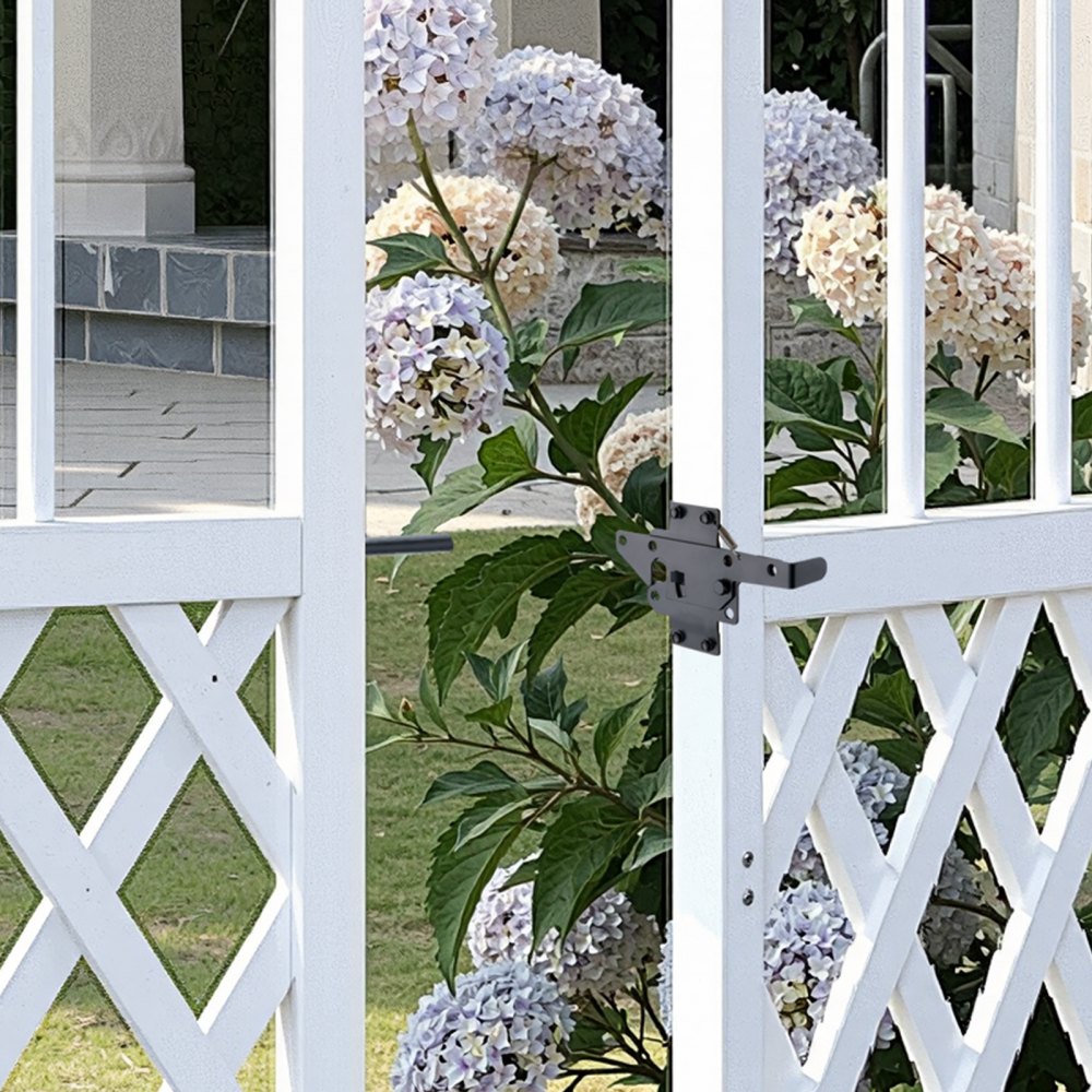 Pestillo de puerta autoblocante VEVOR, palanca de gravedad automática de metal resistente, herraje con múltiples orificios de bloqueo, acabado mate con recubrimiento en polvo, ideal para cercas, garajes, piscinas y jardines, color negro