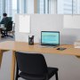 VEVOR Desk Divider Privacy Panel, 1524 x 610 mm Clamp-on Office Desk Partition, PET Cubicle Partition Panel, Workstation Privacy Divider with 2 C-Type Clamps for Office, Sturdy Room, Library