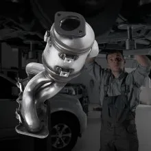 VEVOR Catalytic Converter, Compatible with Kia Soul Rio/Hyundai Veloster Accent, 1.6L L4, Front, Replacement OE 674-891, 16680, Stainless Steel High Flow Converter, for Exhaust Gas Purification